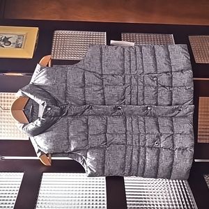 NWT Puffer Vest by Charter Club-Macy's. Color: Shadow Grey. Size Medium.